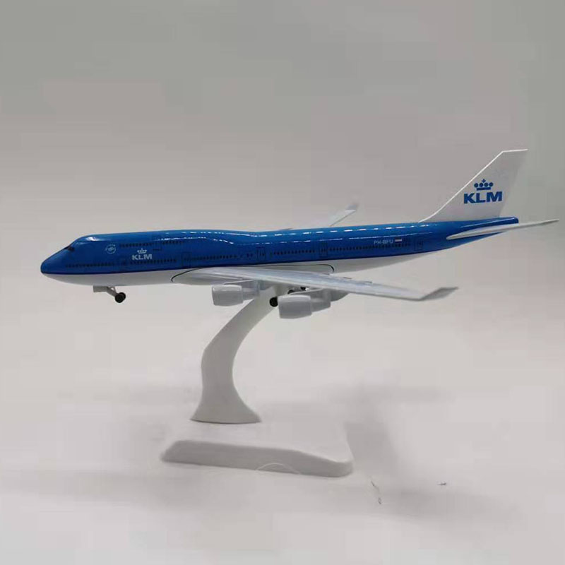 Standable aviation model 20CM Airbus Boeing B747 Royal Dutch Airlines aircraft airplane alloy model toy and landing gear series Standable aviation model 20CM Airbus Boeing B747 Royal Dutch Airlines aircraft airplane alloy model toy and landing gear series