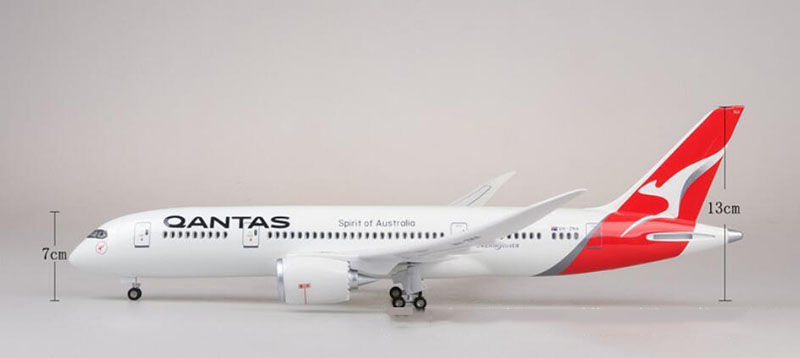1/130 Scale 47cm Airplane Model Boeing B787 Dreamliner Aircraft QANTAS Airways Airlines W Wheeled Diecast Plastic Plane Toys 1/130 Scale 47cm Airplane Model Boeing B787 Dreamliner Aircraft QANTAS Airways Airlines W Wheeled Diecast Plastic Plane Toys