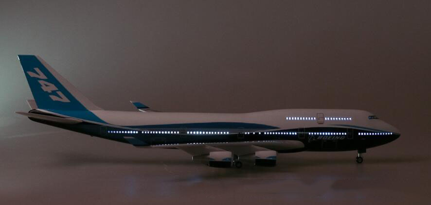 47CM Aircraft 1/150 Scale Air Boeing B747 Plane International Airline Model W Pedestal Light&Wheel Diecast Plastic Resin Plane