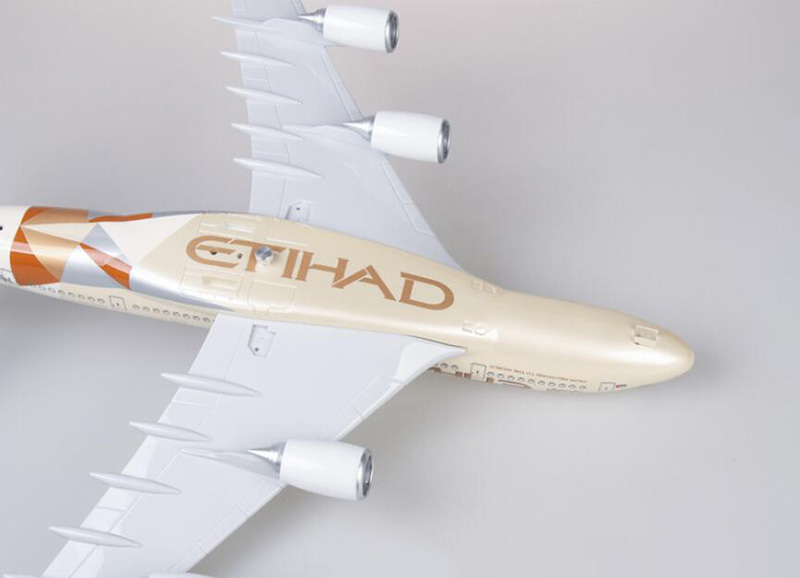 50.5CM camouflage aircraft Model 1/160 Scale Airplane A380 Airbus ETIHAD Airline W Light & Wheels Diecast Plastic Plane Toy Gift