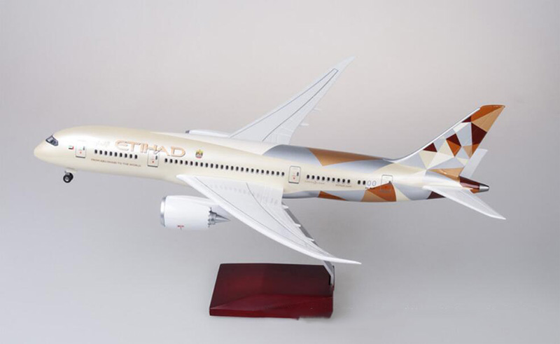 43cm Airplane 1/130 Scale simulation Boeing B787 Aircraft ETIHAD Airlines Model Pedestal Light&Wheels Diecast Plastic Plane Toys