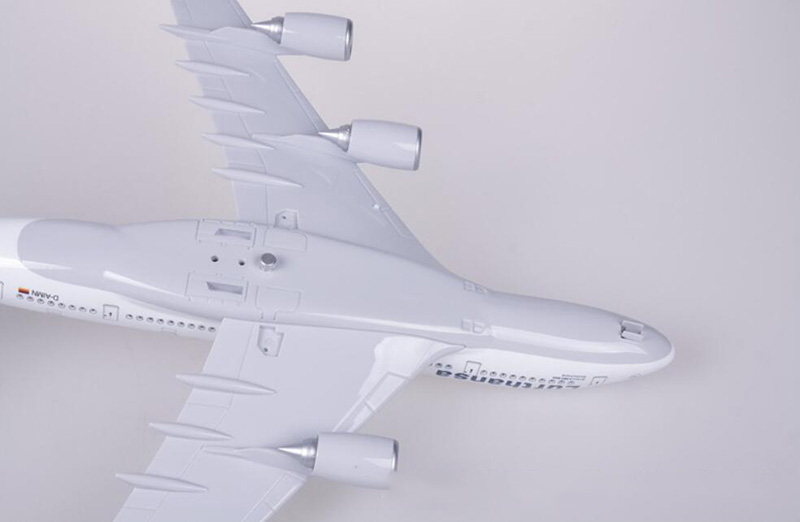 50.5CM Airplane Model 1/160 Scale Airbus 380 A380 Lufthansa Airline Base with light Wheel Diecast Plastic Resin Plane Collection 50.5CM Airplane Model 1/160 Scale Airbus 380 A380 Lufthansa Airline Base with light Wheel Diecast Plastic Resin Plane Collection
