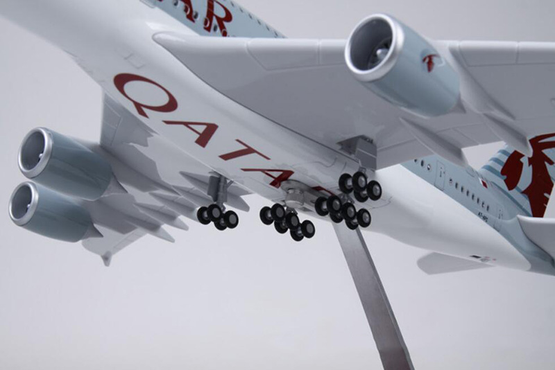 50.5CM Airplane 1/160 Scale Simulation Airbus A380 QATAR Airline Alloy Model W Light&Wheel Diecast Plastic Resin PlaneCollection