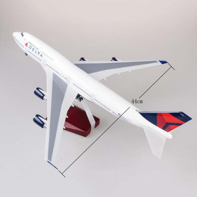 47cm Airplane 1/150 Scale Boeing 747 B747 Airline Aircraft DELTA Model W Light&Wheel Diecast Resin Plane For Collection Toy