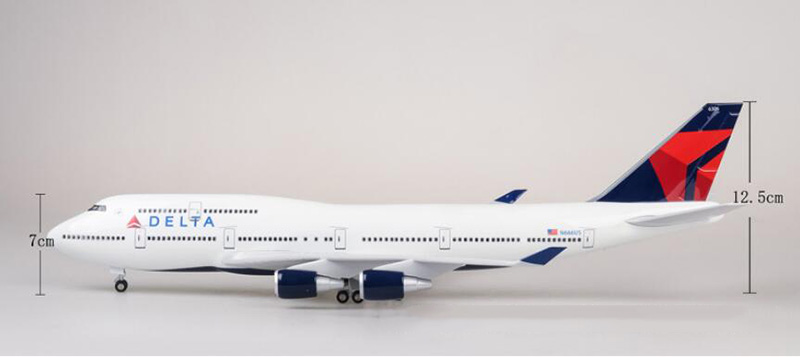 47cm Airplane 1/150 Scale Boeing 747 B747 Airline Aircraft DELTA Model W Light&Wheel Diecast Resin Plane For Collection Toy