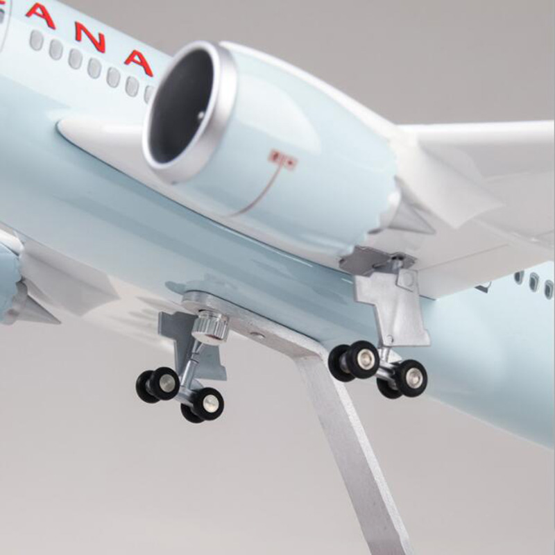 47cm Alloy Aircraft 1:130 Scale Simulation Boeing B787 Airplane Model Canada Airlines Pedestal Light&Wheel Diecast Plastic Plane
