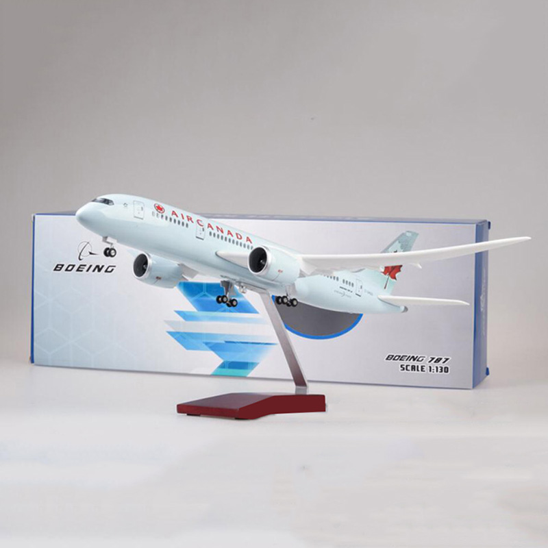 47cm Alloy Aircraft 1:130 Scale Simulation Boeing B787 Airplane Model Canada Airlines Pedestal Light&Wheel Diecast Plastic Plane