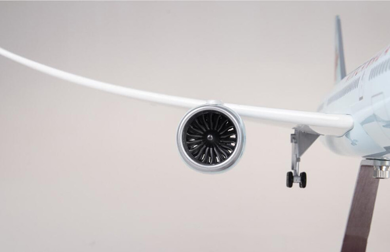 47cm Alloy Aircraft 1:130 Scale Simulation Boeing B787 Airplane Model Canada Airlines Pedestal Light&Wheel Diecast Plastic Plane