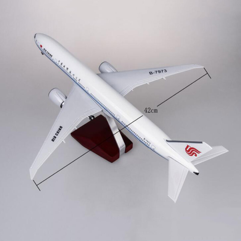 47CM Aircraft 1/157 Scale Simulation Boeing B777 Airplane Model Toys Air China Airlines W Light and Wheel Diecast Plastic Plane