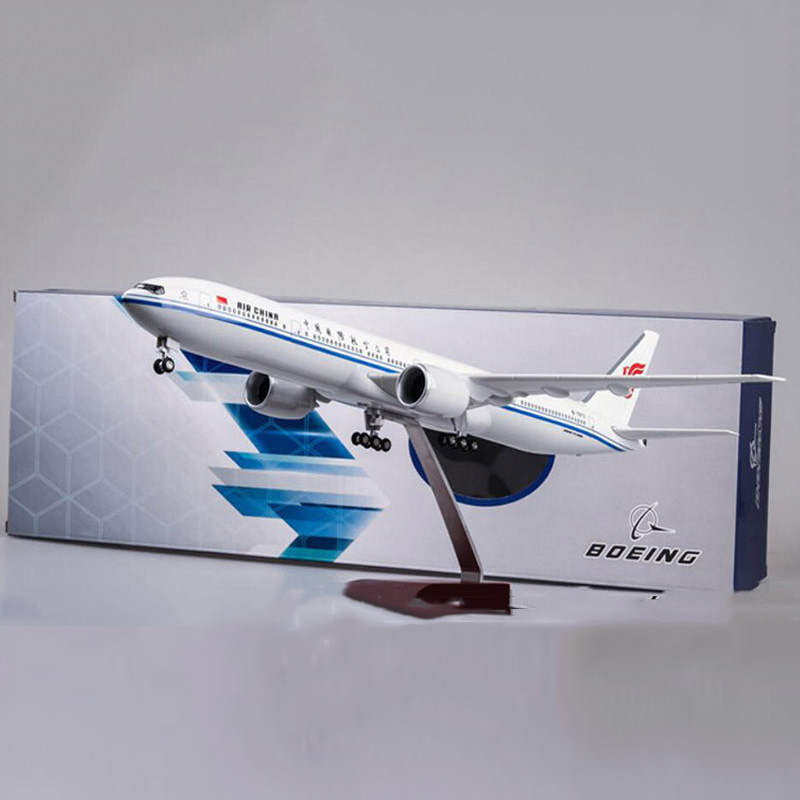 47CM Aircraft 1/157 Scale Simulation Boeing B777 Airplane Model Toys Air China Airlines W Light and Wheel Diecast Plastic Plane