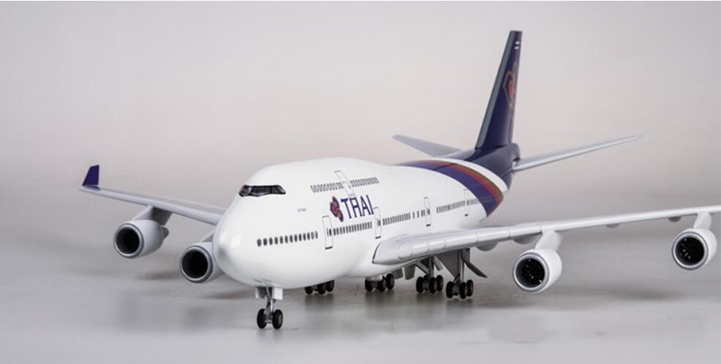 1/150 Scale 47cm Alloy Aircraft Boeing 747 B747 Thailand Plane THAI Airline Airplane Model Base Light & Wheel Diecast Resin Toys