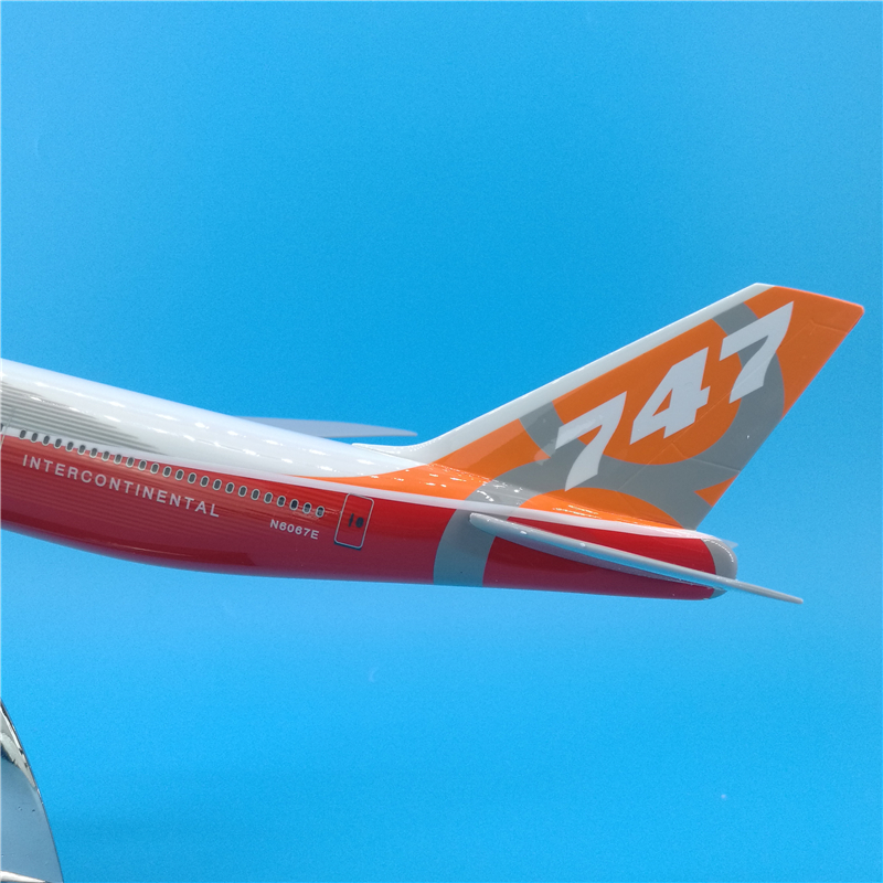 47CM 1:150 Airplane Boeing B747-8 landing gear Airplane Model With Base wheel Diecast Support Aircraft Collectible Plane Toy 47CM 1:150 Airplane Boeing B747-8 landing gear Airplane Model With Base wheel Diecast Support Aircraft Collectible Plane Toy
