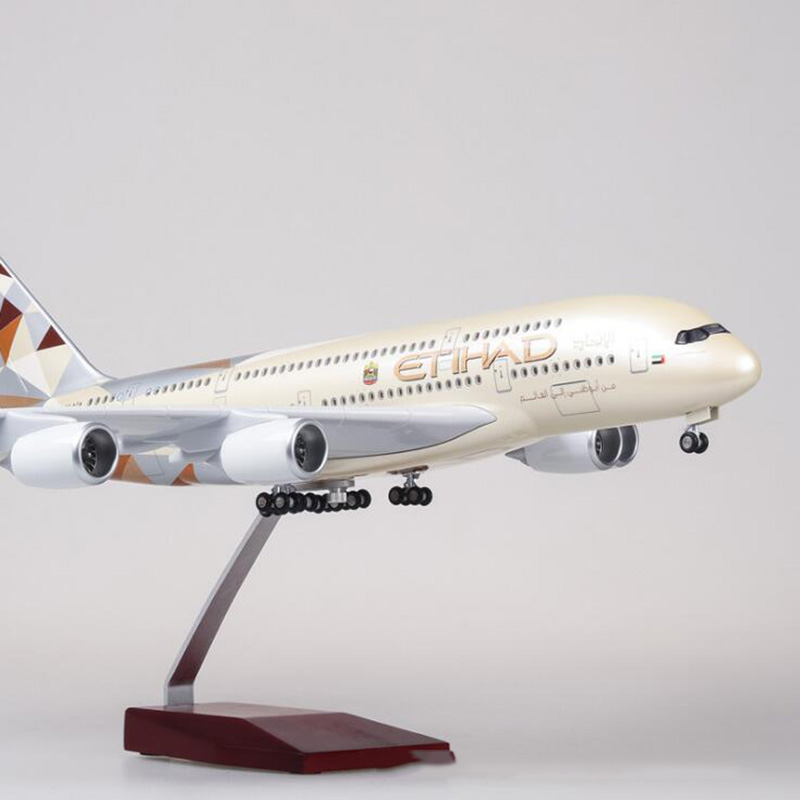 50.5CM Aircraft 1/160 Scale High imitation Airbus A380 ETIHAD Airline Model Pedestal Light&Wheel Diecast Plastic Plane Toys 50.5CM Aircraft 1/160 Scale High imitation Airbus A380 ETIHAD Airline Model Pedestal Light&Wheel Diecast Plastic Plane Toys