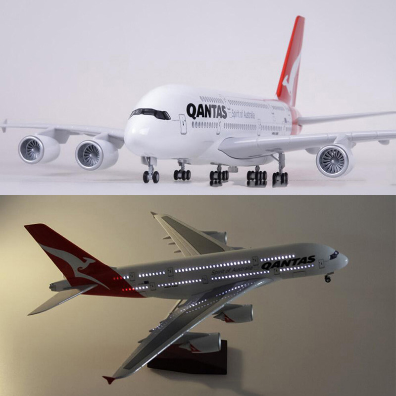50.5CM Alloy Aircraft 1/160 Scale Airplane Airbus A380 QANTAS Airline Model W Light&Wheel Diecast Plastic Plane For Collection