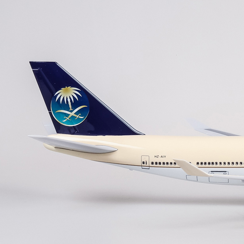 1/150 Scale Boeing 747 B747-400 Simulation Aircraft Model Toy 47cmSaudi Arabian Airline Airplane W Light Wheels Diecast Plane 1/150 Scale Boeing 747 B747-400 Simulation Aircraft Model Toy 47cmSaudi Arabian Airline Airplane W Light Wheels Diecast Plane