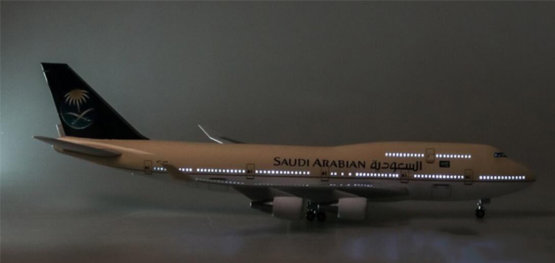 1/150 Scale Boeing 747 B747-400 Simulation Aircraft Model Toy 47cmSaudi Arabian Airline Airplane W Light Wheels Diecast Plane 1/150 Scale Boeing 747 B747-400 Simulation Aircraft Model Toy 47cmSaudi Arabian Airline Airplane W Light Wheels Diecast Plane
