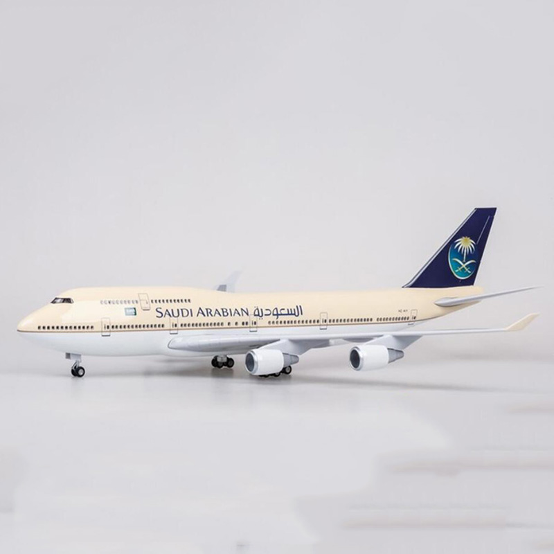 1/150 Scale Boeing 747 B747-400 Simulation Aircraft Model Toy 47cmSaudi Arabian Airline Airplane W Light Wheels Diecast Plane 1/150 Scale Boeing 747 B747-400 Simulation Aircraft Model Toy 47cmSaudi Arabian Airline Airplane W Light Wheels Diecast Plane