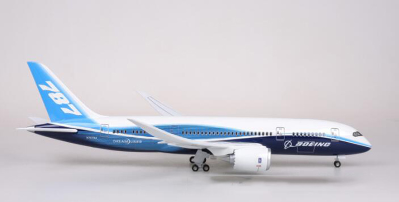 1/130 Scale 47CM Airplane Boeing B787 Model Toys Dreamliner Aircraft Base with light Wheel Diecast Plastic Resin Alloy Plane