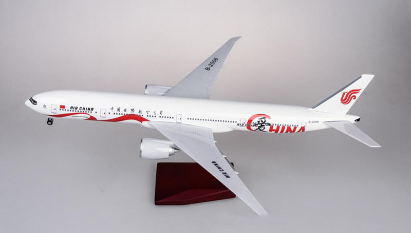 47cm 1/157 Scale Airplane Boeing B777 romantic Aircraft Air China Airlines Model W Light&Wheel Diecast Plastic Resin Plane Toys 47cm 1/157 Scale Airplane Boeing B777 romantic Aircraft Air China Airlines Model W Light&Wheel Diecast Plastic Resin Plane Toys