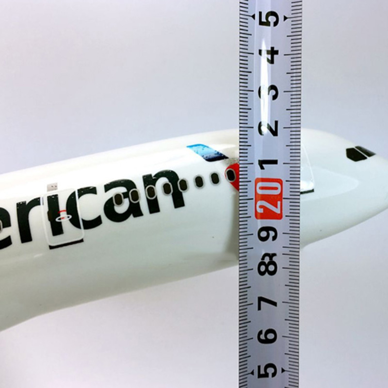 43cm US airplane toys 1/150 scale Boeing B787 Business airliner Dreamliner aircraft model with base diecast plastic alloy plane