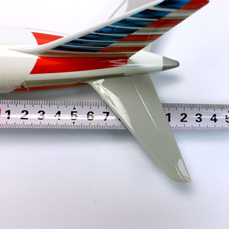 43cm US airplane toys 1/150 scale Boeing B787 Business airliner Dreamliner aircraft model with base diecast plastic alloy plane