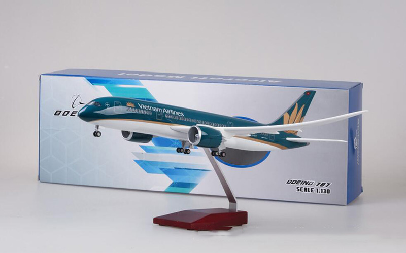 1/130 Scale 47cm Simulation Boeing B787 Alloy Airplane Model Toys Vietnam Airlines Aircraft W Light&Wheels Diecast Plastic Plane 1/130 Scale 47cm Simulation Boeing B787 Alloy Airplane Model Toys Vietnam Airlines Aircraft W Light&Wheels Diecast Plastic Plane