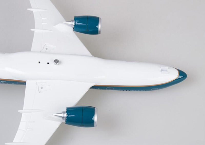 1/130 Scale 47cm Simulation Boeing B787 Alloy Airplane Model Toys Vietnam Airlines Aircraft W Light&Wheels Diecast Plastic Plane 1/130 Scale 47cm Simulation Boeing B787 Alloy Airplane Model Toys Vietnam Airlines Aircraft W Light&Wheels Diecast Plastic Plane