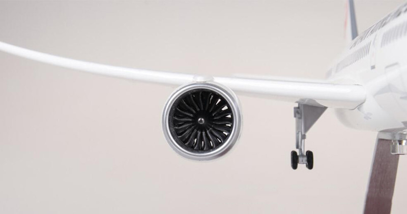 47cm 1/130 High imitation B787 Alloy Airplane Model Airlines Aircraft Pedestal Wheels Diecast Plastic Plane Toy