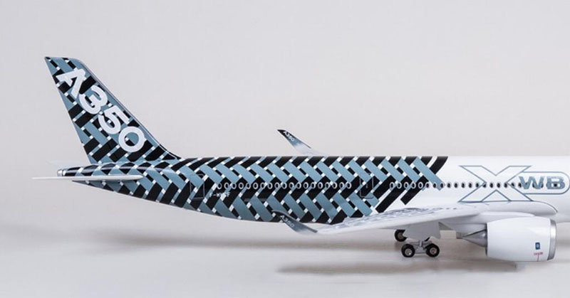 47CM 1/142 Scale XWB Airline Airplane Model Toy Airbus A350 aircraft W Light & Wheel Diecast Plastic Resin Plane For Collection 47CM 1/142 Scale XWB Airline Airplane Model Toy Airbus A350 aircraft W Light & Wheel Diecast Plastic Resin Plane For Collection