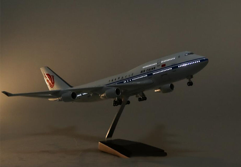 47CM Aircraft 1/150 Airbus A350 Alloy Airplane Model China Southern Airline W LED Light & Wheel Diecast Plastic Plane Collection