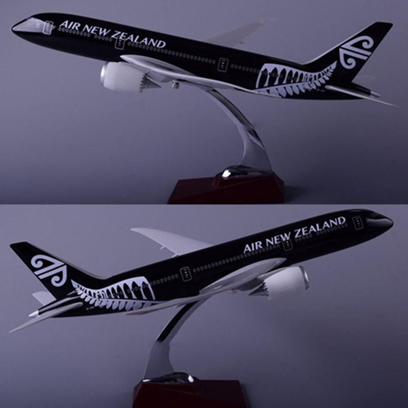43CM 1:172 Scale 787 B787 NEW ZEALAND Dreamline Airline Airplane Aviation Model Base Aircraft Plane Toy Collectible Gifts 43CM 1:172 Scale 787 B787 NEW ZEALAND Dreamline Airline Airplane Aviation Model Base Aircraft Plane Toy Collectible Gifts