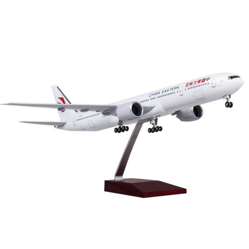 47CM 1/157 Scale Boeing B777 Dreamliner Aircraft Air China Eastern Airlines Model W Light and Wheel Diecast Plastic Resin Plane 47CM 1/157 Scale Boeing B777 Dreamliner Aircraft Air China Eastern Airlines Model W Light and Wheel Diecast Plastic Resin Plane