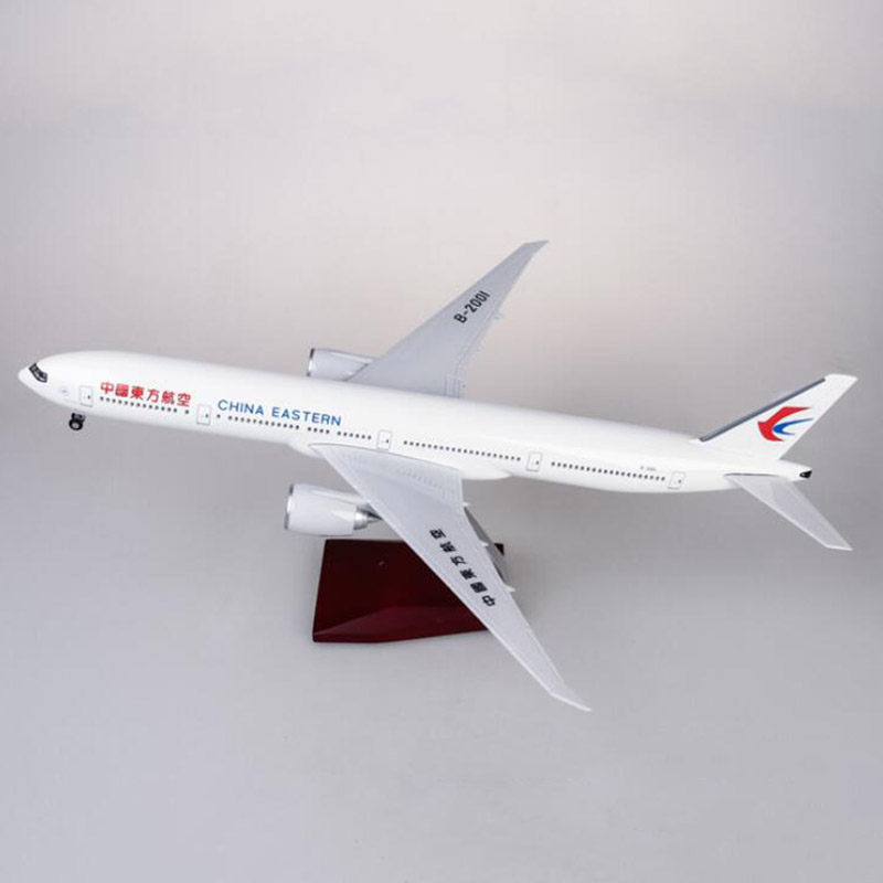 47CM 1/157 Scale Boeing B777 Dreamliner Aircraft Air China Eastern Airlines Model W Light and Wheel Diecast Plastic Resin Plane 47CM 1/157 Scale Boeing B777 Dreamliner Aircraft Air China Eastern Airlines Model W Light and Wheel Diecast Plastic Resin Plane
