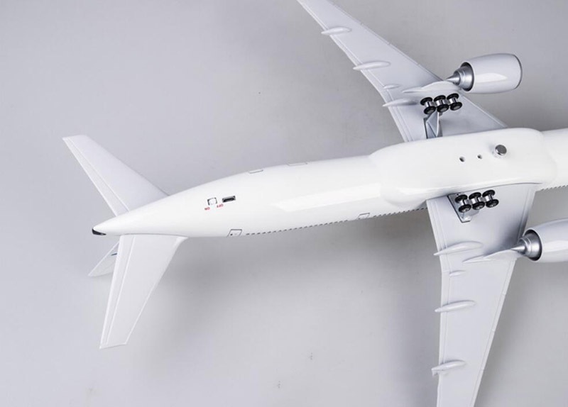 47CM 1/157 Scale Boeing B777 Dreamliner Aircraft Air China Eastern Airlines Model W Light and Wheel Diecast Plastic Resin Plane 47CM 1/157 Scale Boeing B777 Dreamliner Aircraft Air China Eastern Airlines Model W Light and Wheel Diecast Plastic Resin Plane