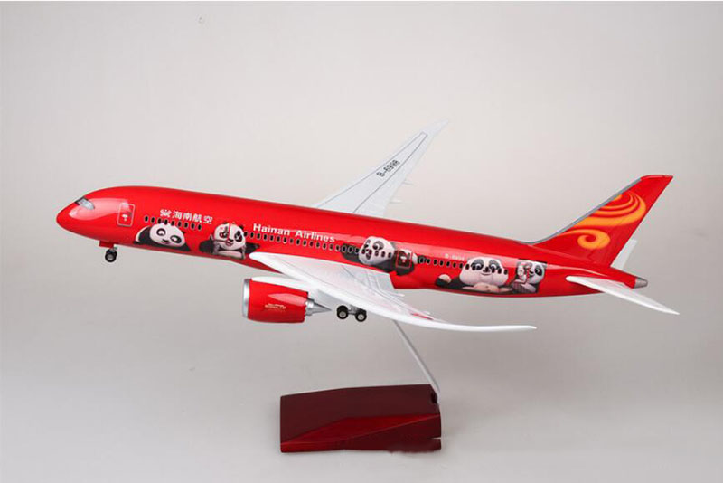 43CM 1/130 Boeing B787 Plane China Hainan Airline Aircraft Model Toy W Light&Wheel Diecast Plastic Resin Airplane Collection