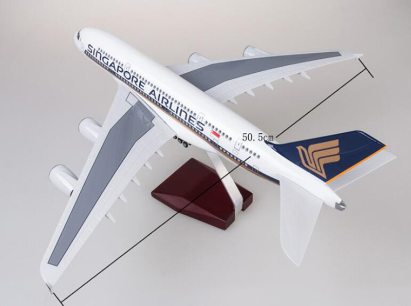 50.5CM Aircraft 1/160 Airbus A380 Alloy Airplane Singapore Airline Model Pedestal Light & Wheel Diecast Plastic Plane Collection