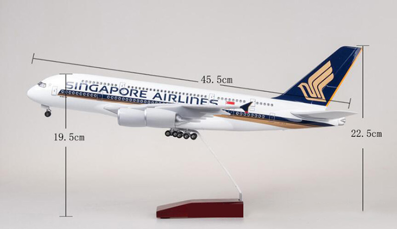 50.5CM Aircraft 1/160 Airbus A380 Alloy Airplane Singapore Airline Model Pedestal Light & Wheel Diecast Plastic Plane Collection
