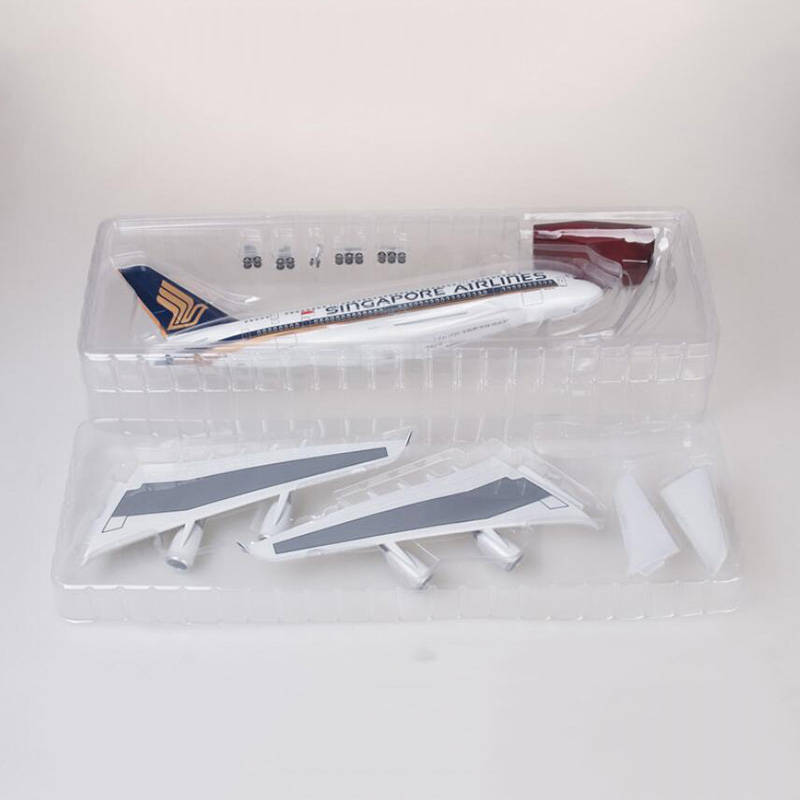 50.5CM Aircraft 1/160 Airbus A380 Alloy Airplane Singapore Airline Model Pedestal Light & Wheel Diecast Plastic Plane Collection
