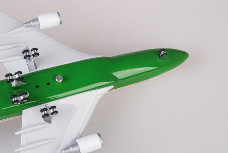47CM Aircraft Model Toys 1/150 Scale Airplane Boeing B747 Aircraft Taiwan EVA AIR Airline W Light&Wheel Diecast 747 Plane Toy