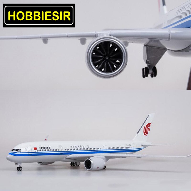 50.5CM Alloy Aircraft Model 1/142 Airbus A350 Airplane China Southern Airline W LED Light&Wheel Diecast Plastic Plane Collection