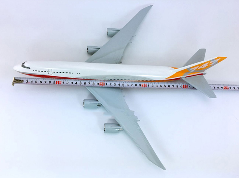 45cm 1/150 scale Boeing B747-800 model aircraft diecast plastic alloy airplane with base collection plane display toy Gift