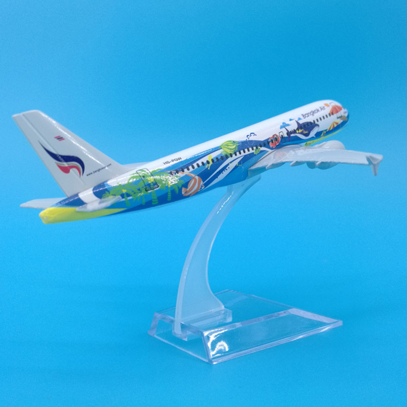 16CM Plane 1:400 landing gear Aircraft Airbus A320-200 model Thailand Bankok Fish airlines W base alloy airplane collectible Toy