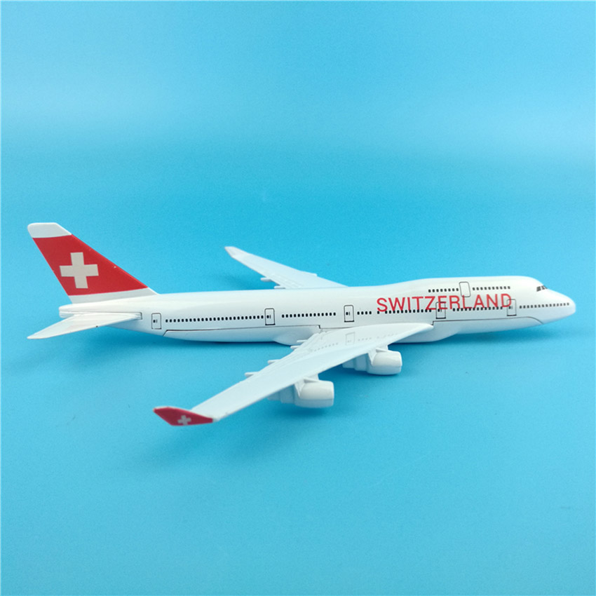 16CM 1:400 landing gear Aircraft Boeing B747-400 model Switzerland airlines W Stand base alloy airplane collectible Plane Toys 16CM 1:400 landing gear Aircraft Boeing B747-400 model Switzerland airlines W Stand base alloy airplane collectible Plane Toys