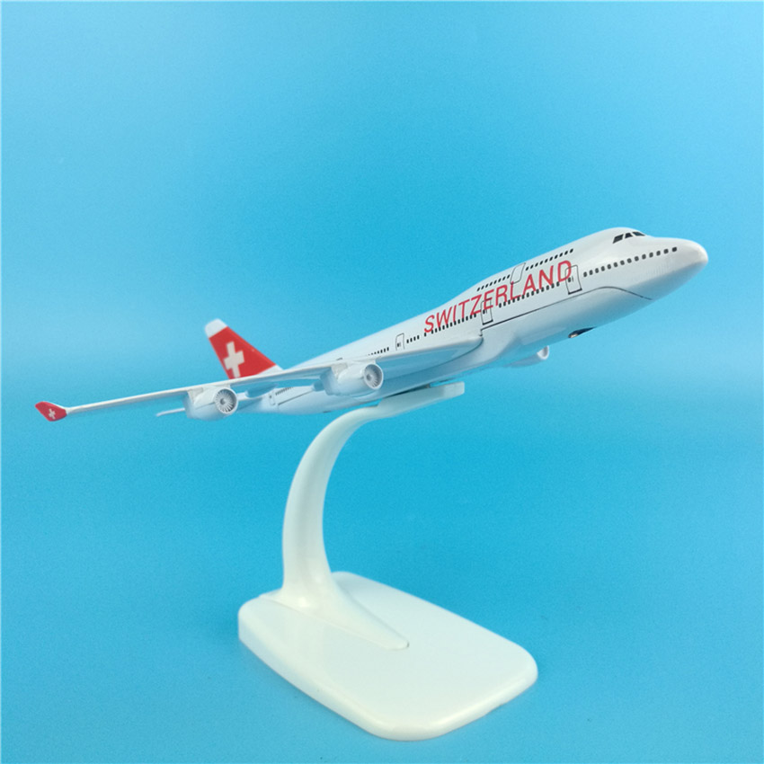 16CM 1:400 landing gear Aircraft Boeing B747-400 model Switzerland airlines W Stand base alloy airplane collectible Plane Toys 16CM 1:400 landing gear Aircraft Boeing B747-400 model Switzerland airlines W Stand base alloy airplane collectible Plane Toys