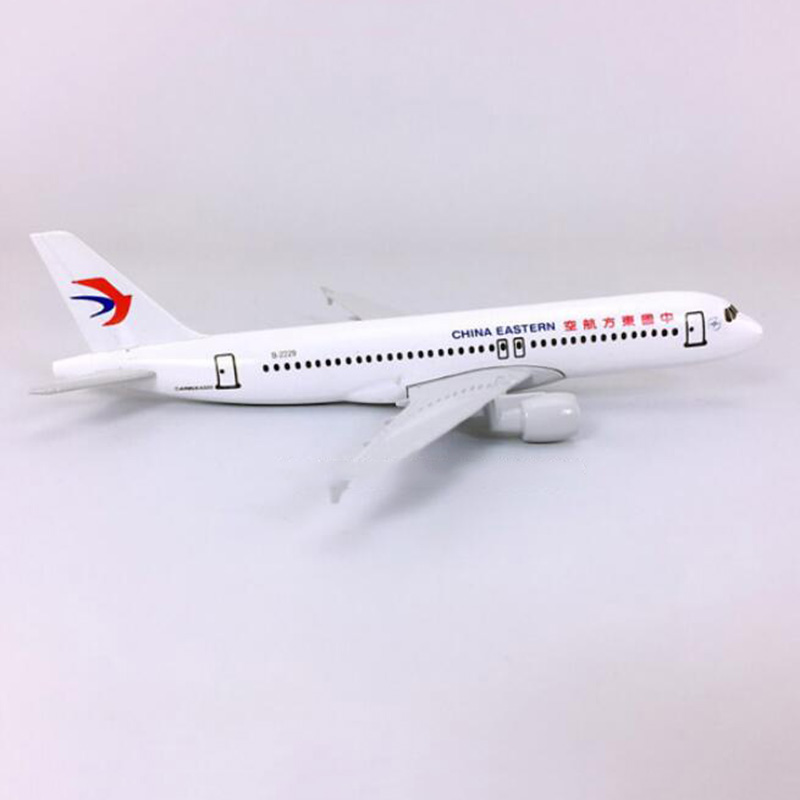 16CM 1:400 landing gear Aircraft Airbus A320-200 model China Eastern airline airplane with base alloy Diecast Plane collectible