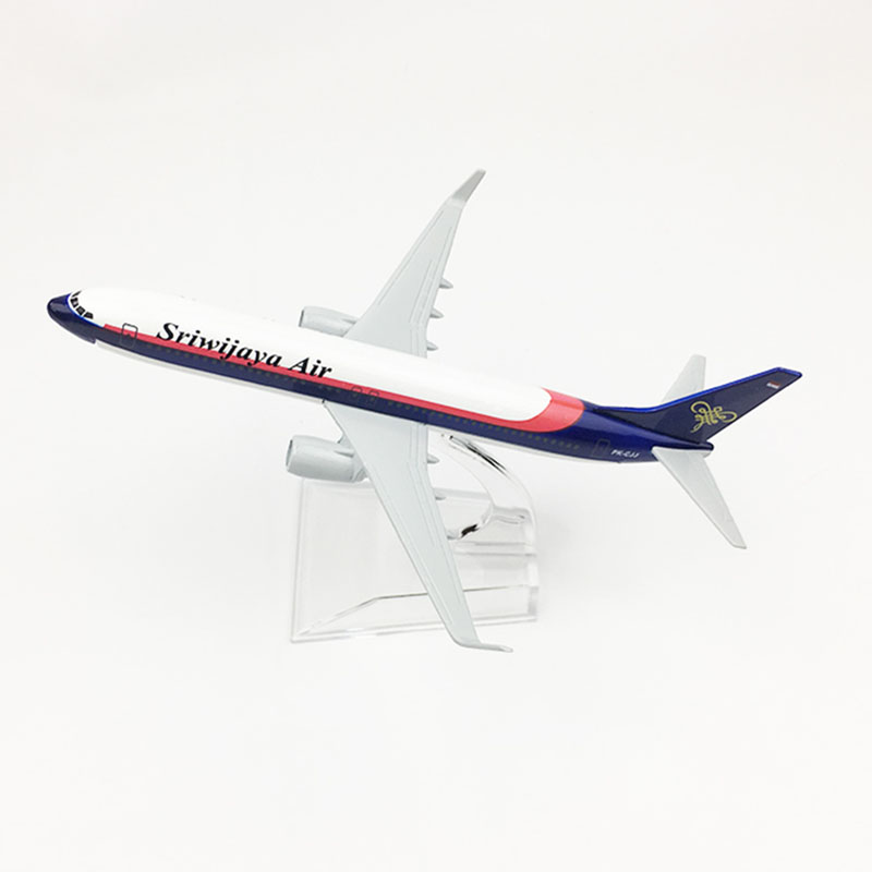 16CM 1/400 SCALE Boeing B737 Sriwiiava Air airlines airplane model toys aircraft diecast plastic alloy plane gifts for kids 16CM 1/400 SCALE Boeing B737 Sriwiiava Air airlines airplane model toys aircraft diecast plastic alloy plane gifts for kids