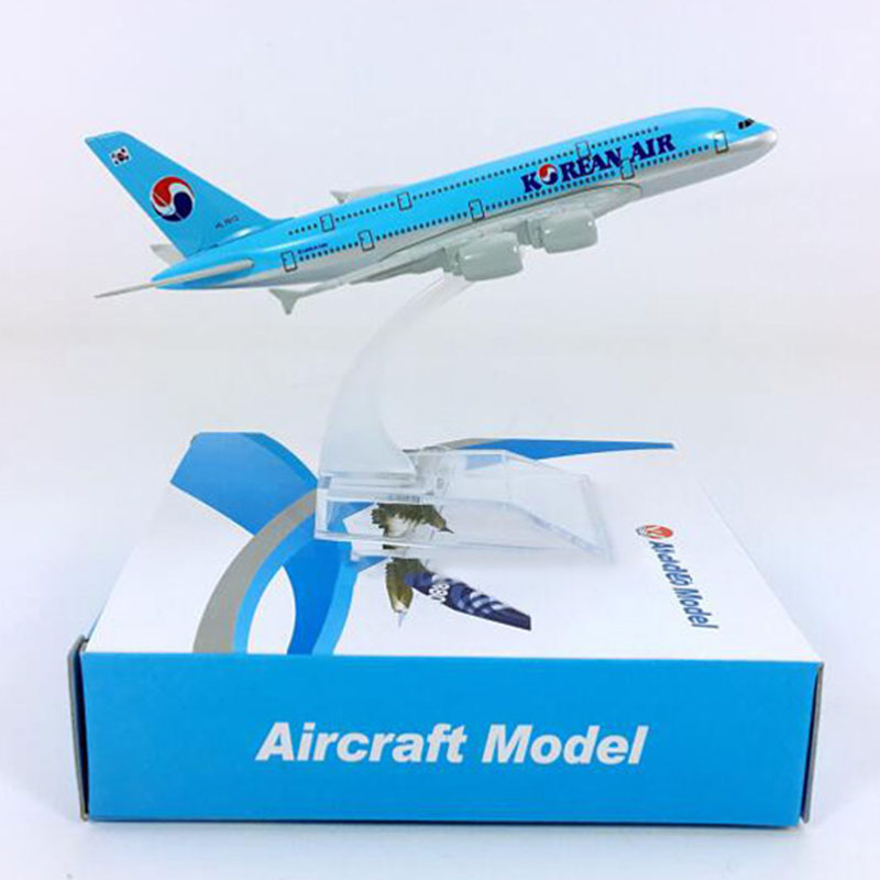 14CM landing gear Diecast Aircraft 1:400 Airbus A380-800 model Korean air airplanes W base airplane collectible display PlaneToy 14CM landing gear Diecast Aircraft 1:400 Airbus A380-800 model Korean air airplanes W base airplane collectible display PlaneToy