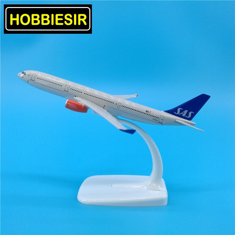 16CM 1:400 landing gear Aircraft Airbus A330-300 model SAS Scandianavian airlines Alloy airplane Gift W Stand base diecast plane 16CM 1:400 landing gear Aircraft Airbus A330-300 model SAS Scandianavian airlines Alloy airplane Gift W Stand base diecast plane