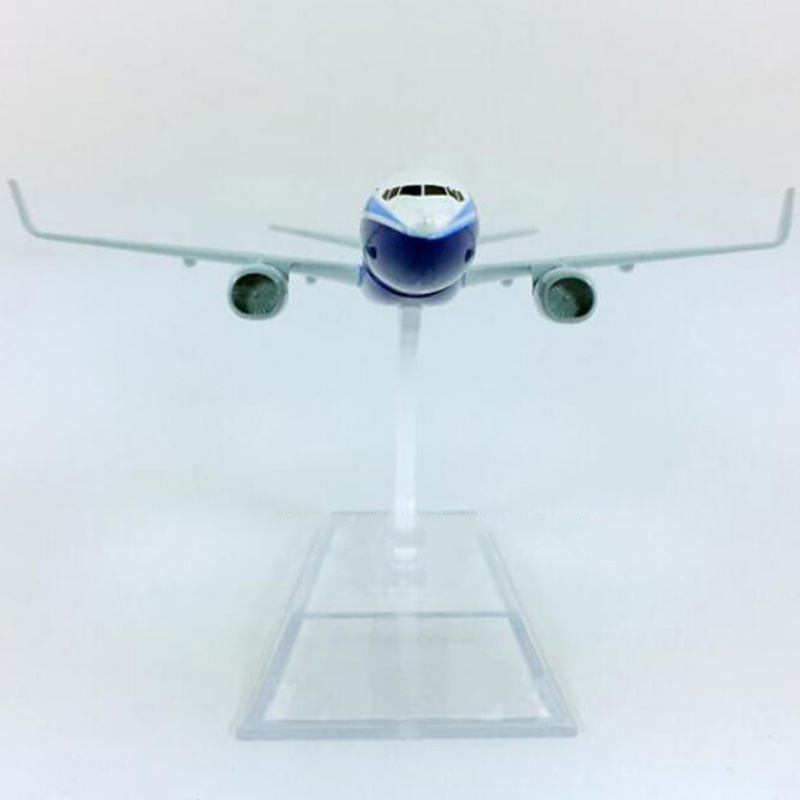 16CM 1/400 Boeing B737-900 model Aircraft Lion Air airlines airplane landing gear W base Alloy diecast airplane gifts Plane toys