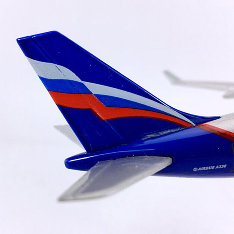 16CM Diecast Aircraft model 1:400 Air Airbus A330-200 RUSSIA airplane W base alloy aircraft plane collectible display toy Gift